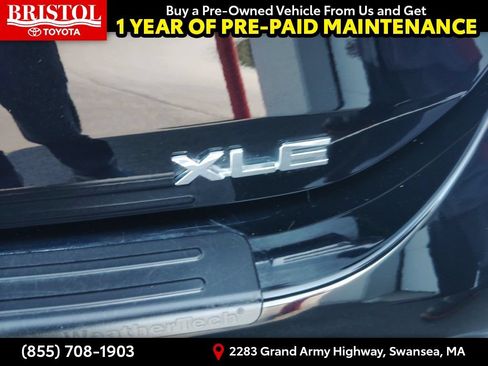 Used 2022 Toyota Highlander XLE AWD/4WD image 38
