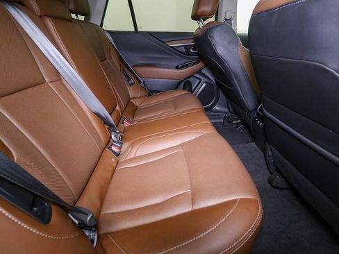 Used 2021 Subaru Outback Touring image 21