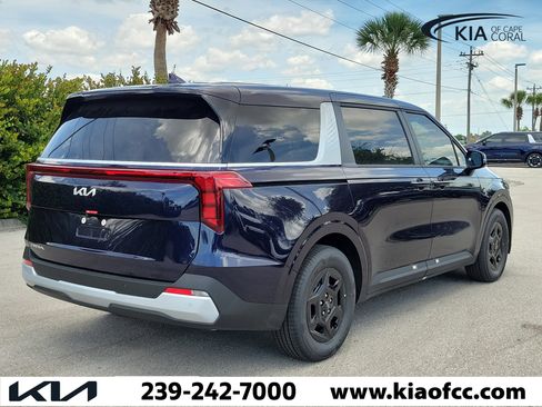 New 2026 Kia Carnival LX FWD image 6