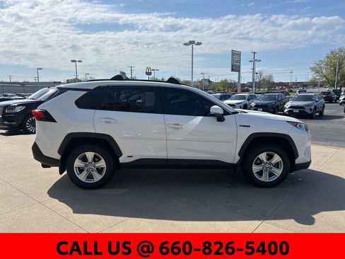 Certified 2021 Toyota RAV4 XLE w/ Convenience Package image 5