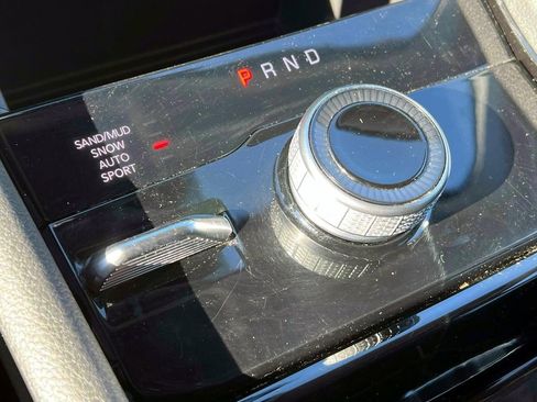 Certified 2023 Jeep Grand Cherokee Limited image 26