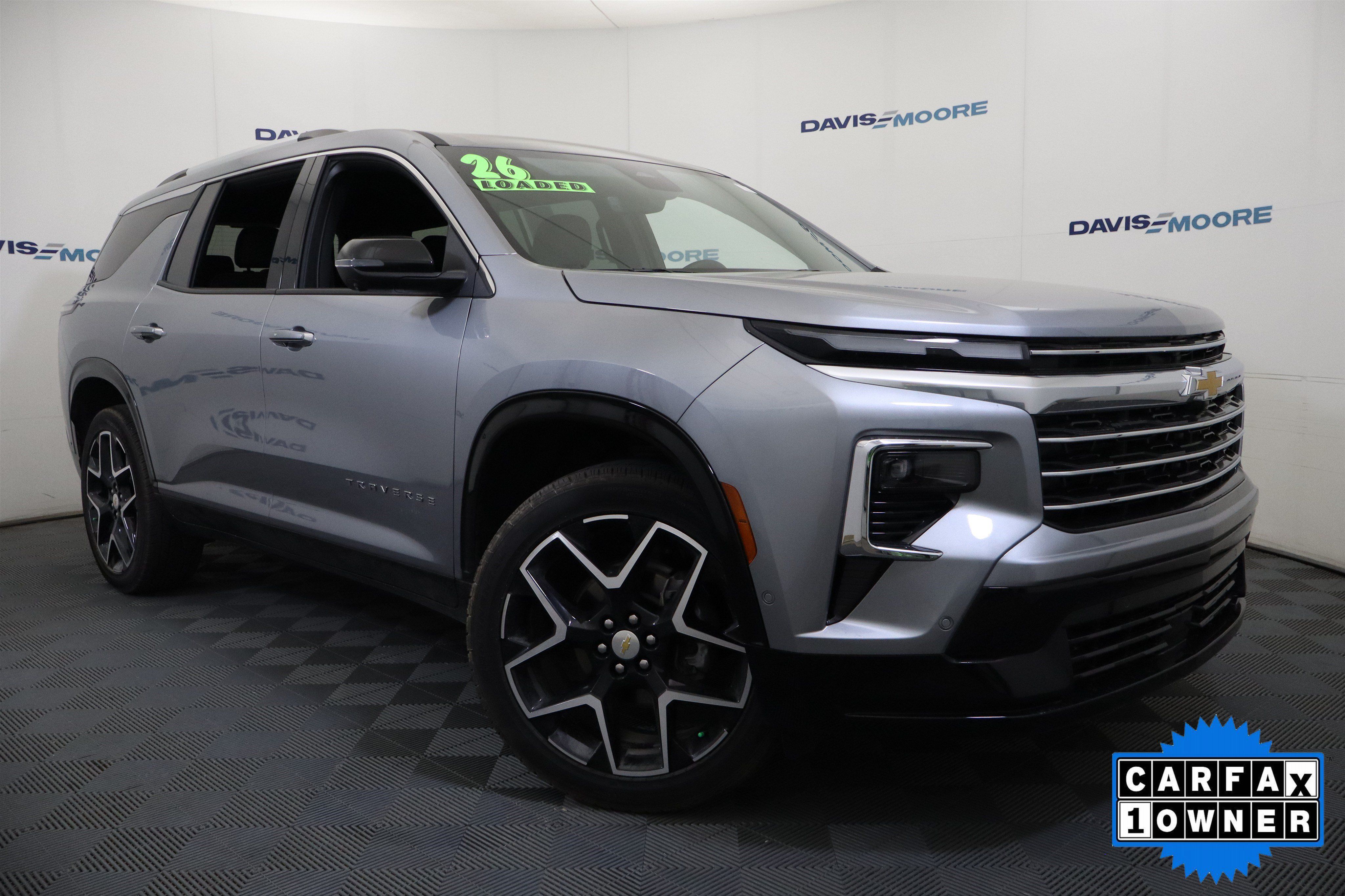 Used 2026 Chevrolet Traverse High Country w/ LPO, Floor Liner Package AWD/4WD image 2