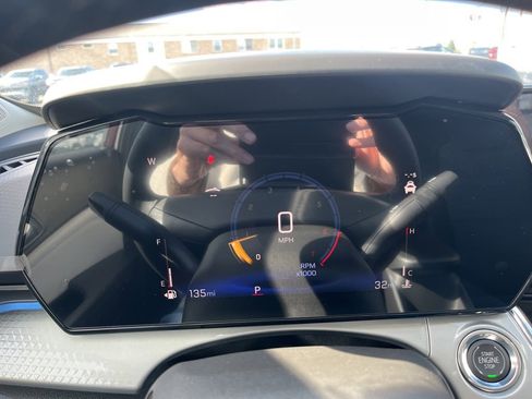 New 2026 Chevrolet Trax LT w/ Sunroof Package image 13