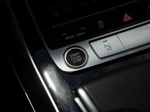 Used 2021 Audi Q7 3.0T Prestige w/ Prestige Package AWD/4WD image 29