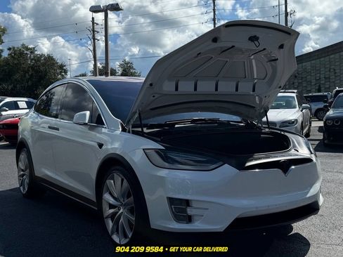 Used 2017 Tesla Model X 75D AWD/4WD image 37