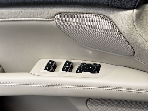 Used 2019 Lincoln MKZ Reserve FWD image 20