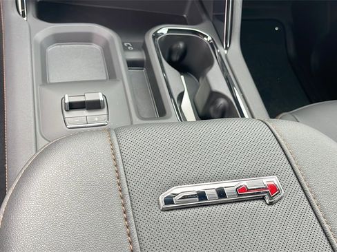 New 2026 GMC Sierra 2500 AT4 w/ AT4 Premium Plus Package image 22