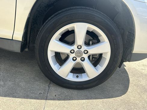 Used 2005 Lexus RX 330 w/ Premium Pkg FWD image 14