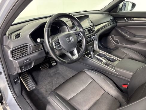 Used 2020 Honda Accord Sport image 15