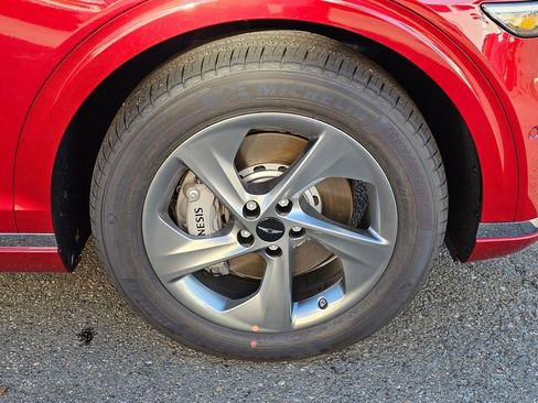 New 2026 Genesis GV70 2.5T Advanced image 31