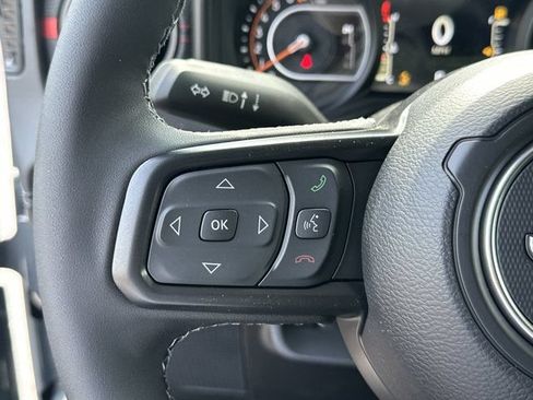 New 2026 Jeep Gladiator Sport AWD/4WD image 21