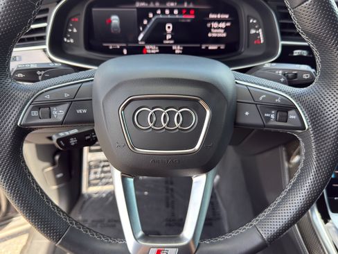 Certified 2024 Audi SQ7 Premium Plus w/ Carbon Package AWD/4WD image 20
