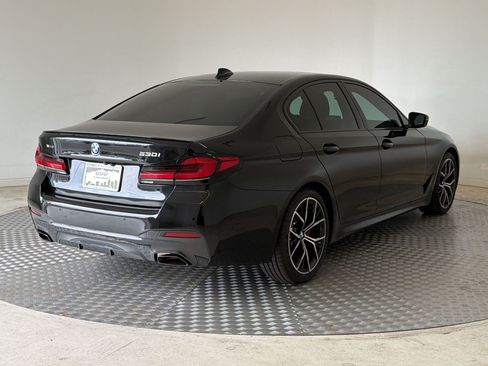 Used 2023 BMW 530i xDrive w/ M Sport Package AWD/4WD image 9