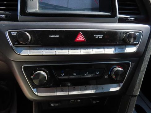 Used 2019 Hyundai Sonata SE image 22