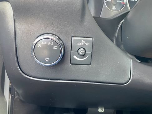 Used 2011 Chevrolet Express 2500 RWD image 14