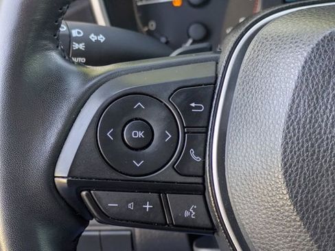 Certified 2025 Toyota Corolla SE image 21