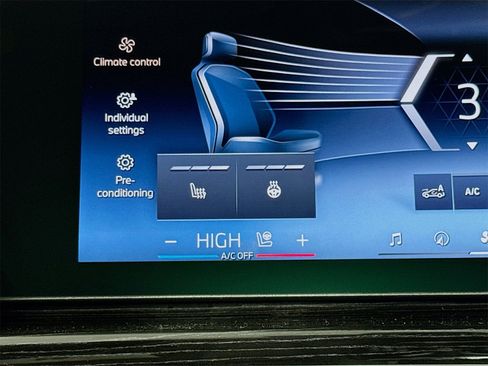 New 2026 BMW 740i image 21