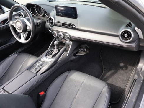 Used 2024 MAZDA MX-5 Miata RF Grand Touring image 10