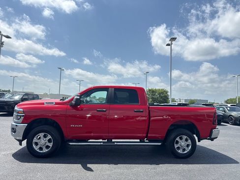 Used 2026 RAM 2500 Big Horn AWD/4WD image 6