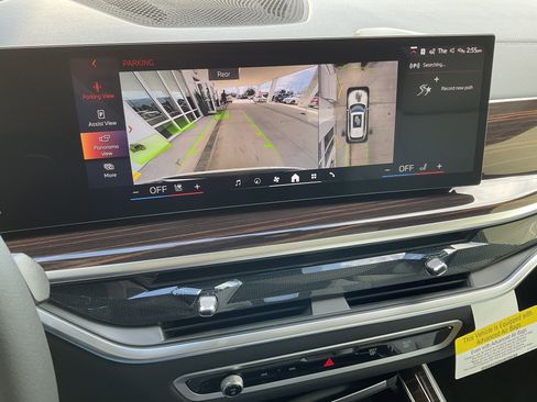 New 2026 BMW X5 sDrive40i w/ Premium Package image 16