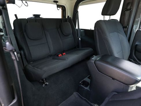 Used 2022 Jeep Wrangler Sport AWD/4WD image 24