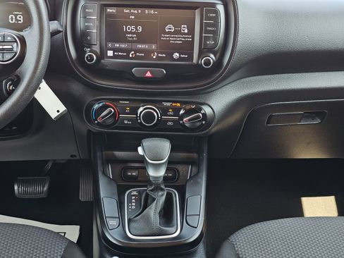Used 2023 Kia Soul LX w/ Option Group 015 image 24