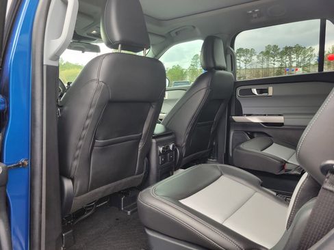 Certified 2023 Ford Explorer XLT w/ Equipment Group 202A image 15