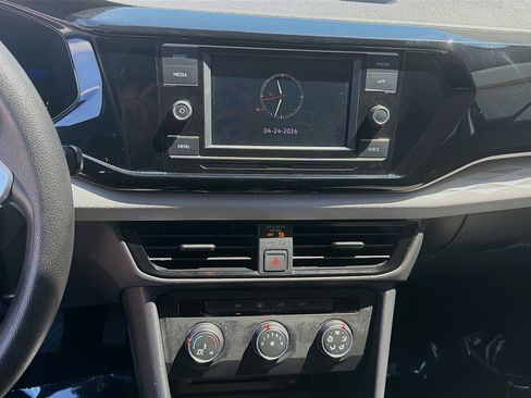 Certified 2022 Volkswagen Taos S FWD image 12