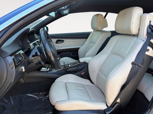 Used 2013 BMW 328i Convertible RWD image 2