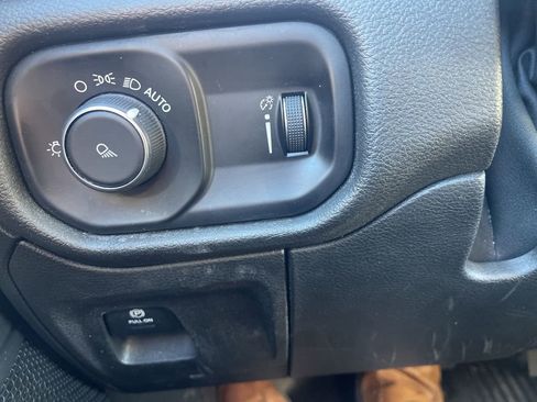 Used 2022 RAM 1500 Tradesman w/ Trailer Tow Group (B) image 15