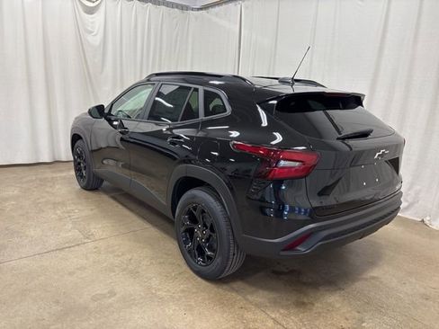 New 2026 Chevrolet Trax LT image 6