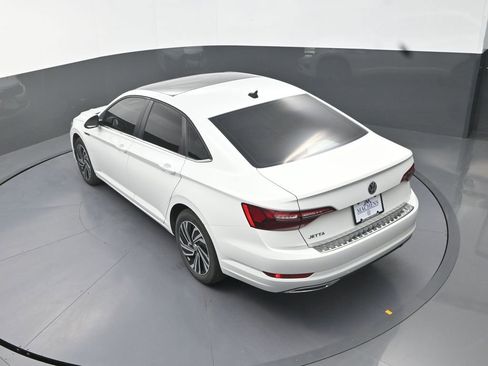 Used 2021 Volkswagen Jetta SEL Premium FWD image 19