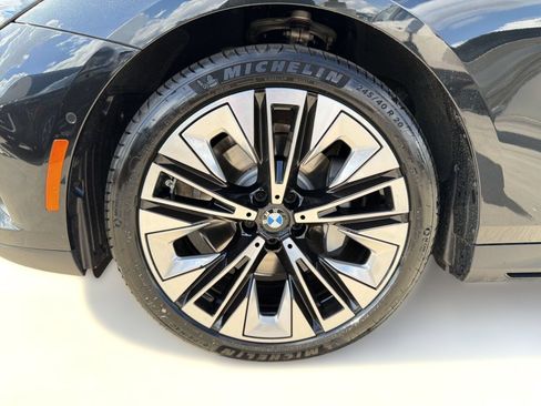 Used 2026 BMW 530i RWD image 11