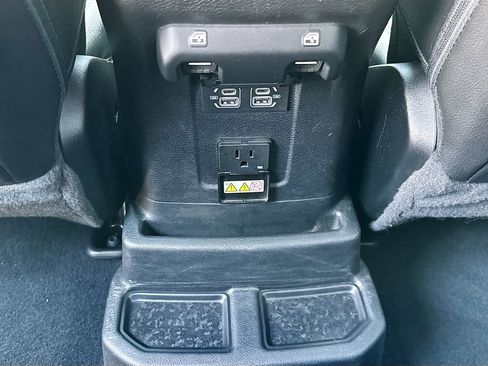 Used 2023 Jeep Wrangler Unlimited Sahara w/ Cold Weather Group AWD/4WD image 28