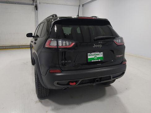 Used 2022 Jeep Cherokee Trailhawk w/ Premium Leather Package AWD/4WD image 6