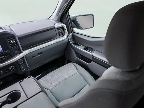 Used 2023 Ford F150 XLT image 31