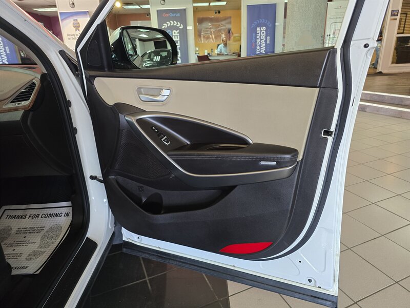Used 2014 Hyundai Santa Fe GLS AWD/4WD image 14
