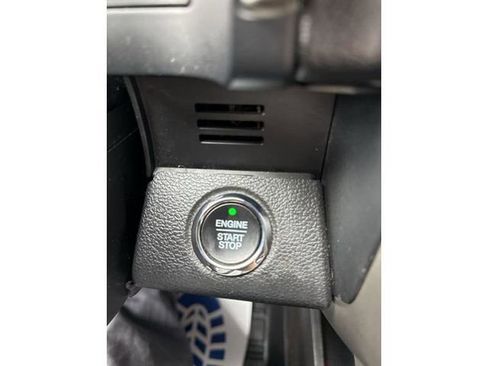 Used 2019 Ford F150 Lariat w/ Equipment Group 502A Luxury image 17