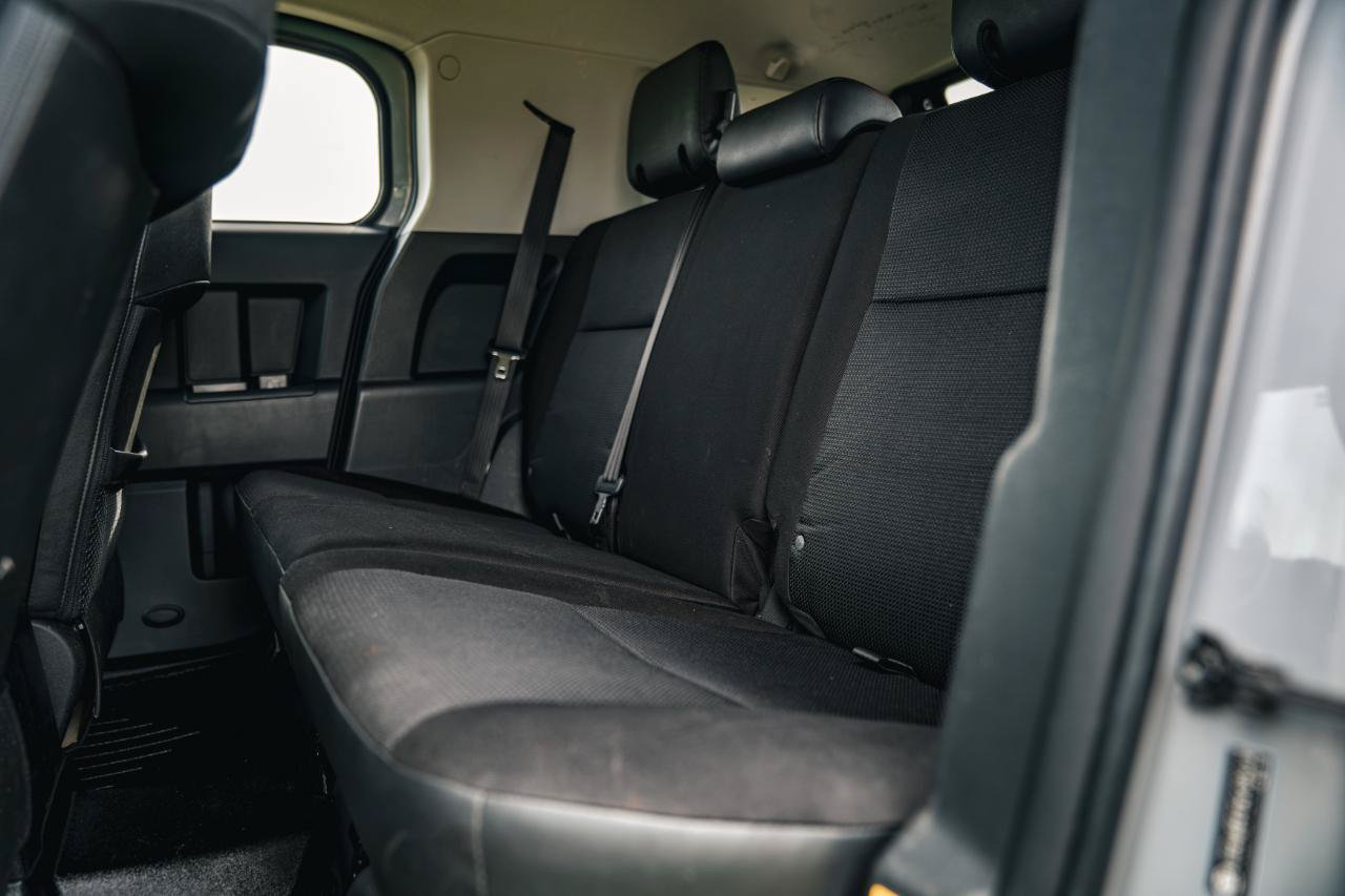 Used 2014 Toyota FJ Cruiser 4WD w/ Convenience Package image 26