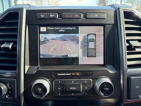 Used 2019 Ford F150 Lariat w/ Equipment Group 502A Luxury image 20