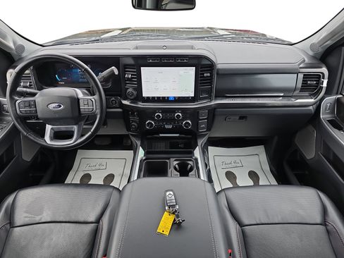 Used 2023 Ford F250 Lariat w/ Tow Technology Package image 9