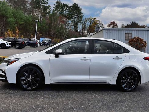 Used 2023 Toyota Corolla XSE image 4