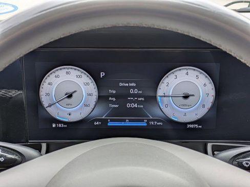 Used 2023 Hyundai Elantra SEL w/ Convenience Package image 23