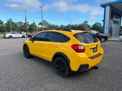 Used 2015 Subaru Crosstrek 2.0i Premium w/ Special Edition Package AWD/4WD image 7