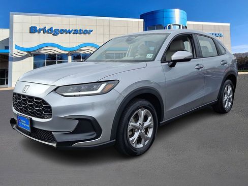 Used 2023 Honda HR-V LX image 3