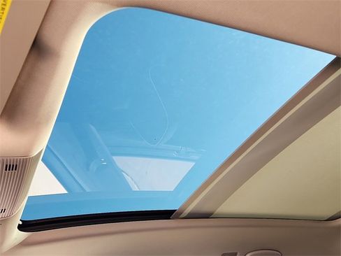 Used 2024 Volkswagen Atlas SEL Premium R-Line image 20