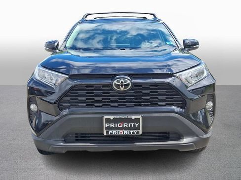 Used 2021 Toyota RAV4 XLE w/ Convenience Package AWD/4WD image 2