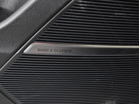 Used 2020 Audi SQ8 Prestige w/ Prestige Package image 44