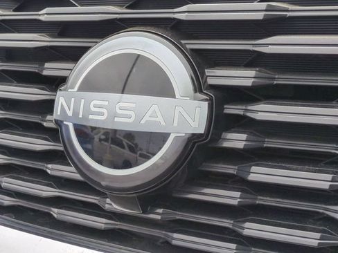 Used 2022 Nissan Rogue S AWD/4WD image 34