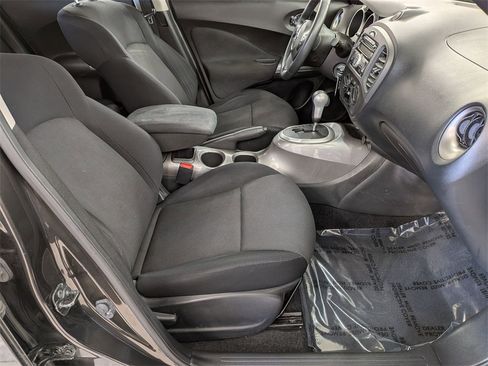 Used 2013 Nissan Juke S image 27
